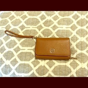 Tory Burch wristlet wallet